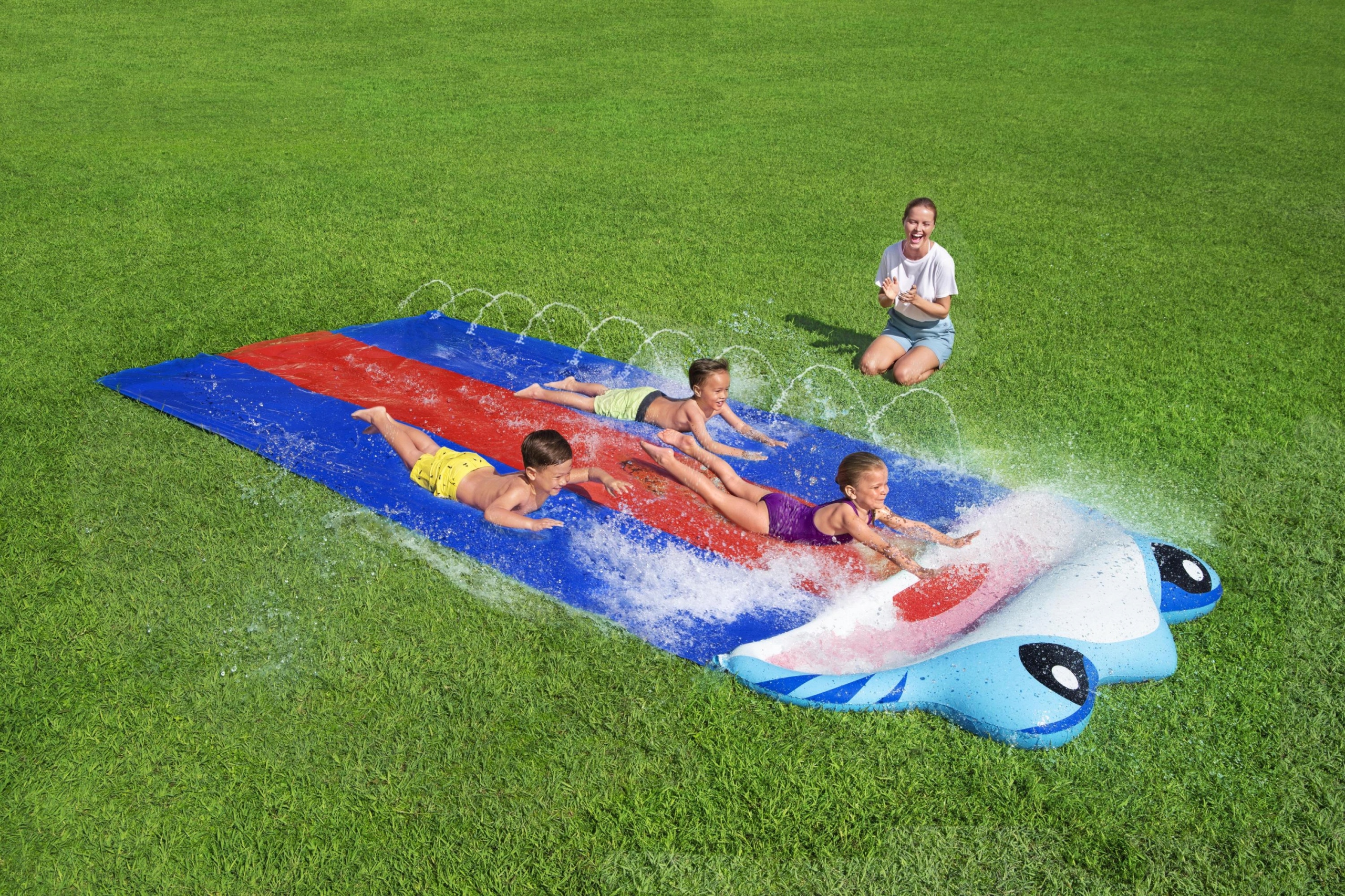 Ślizg wodny Bestway H2OGO! Splashy Shark Slide 4,88m 52390