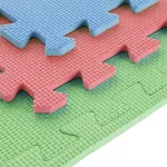Mata puzzle pod sprzęt One Fitness MP10 10 mm 9 elementów - zielono-niebiesko-czerwona Mata puzzle pod sprzęt One Fitness MP10 10 mm 9 elementów - zielono-niebiesko-czerwona