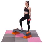 Mata puzzle pod sprzęt One Fitness MP10 10 mm 9 elementów - różowo-szara