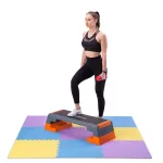 Mata puzzle pod sprzęt One Fitness MP10 10 mm 9 elementów - żółto-niebiesko-fioletowa Mata puzzle pod sprzęt One Fitness MP10 10 mm 9 elementów - żółto-niebiesko-fioletowa