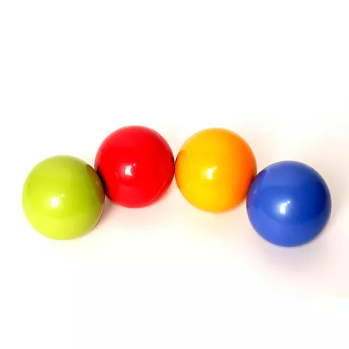 Piłka pilates 0,5 kg - różne kolory Piłka pilates 0,5 kg - różne kolory
